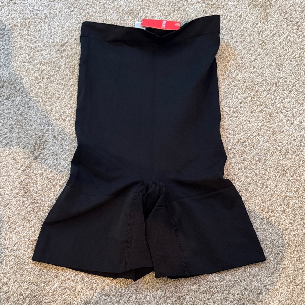 Spanxsculpt Oncore HighWaisted MidThigh Short Powerful Sculpting Shapewear NWT